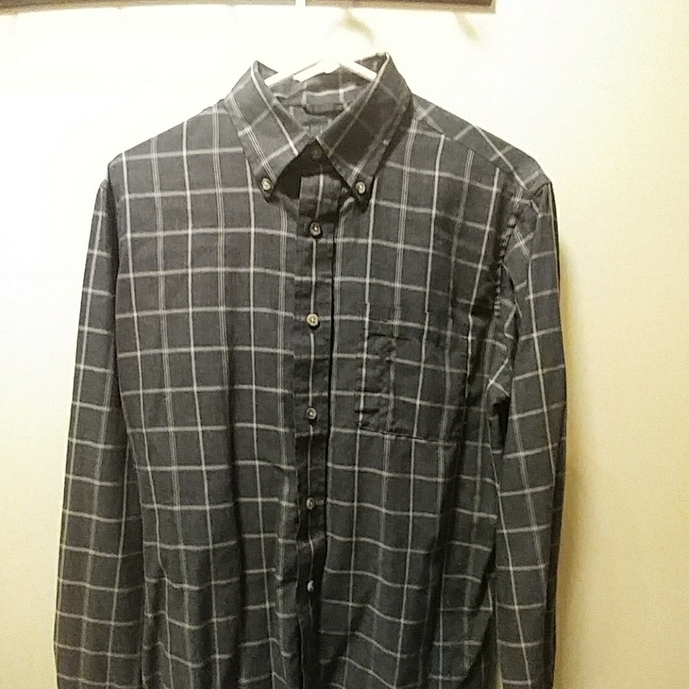 Men's dress shirt. Gray check. Great condition